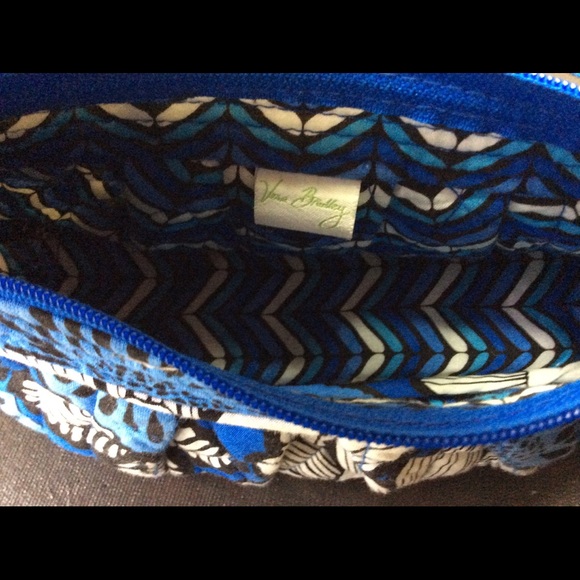Vera Bradley Crossbody purse - Picture 3 of 4